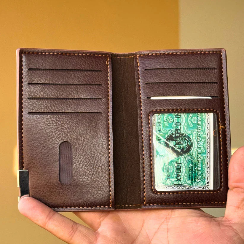 License Wallet – Minimal Style, Maximum Function